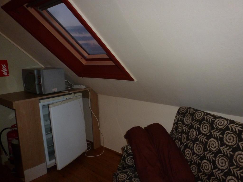 Guesthouse Kolibriehuys Nieuwkerke Стая снимка