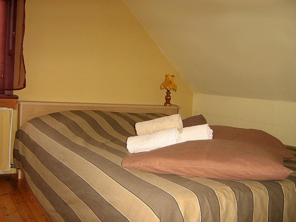 Guesthouse Kolibriehuys Nieuwkerke Стая снимка